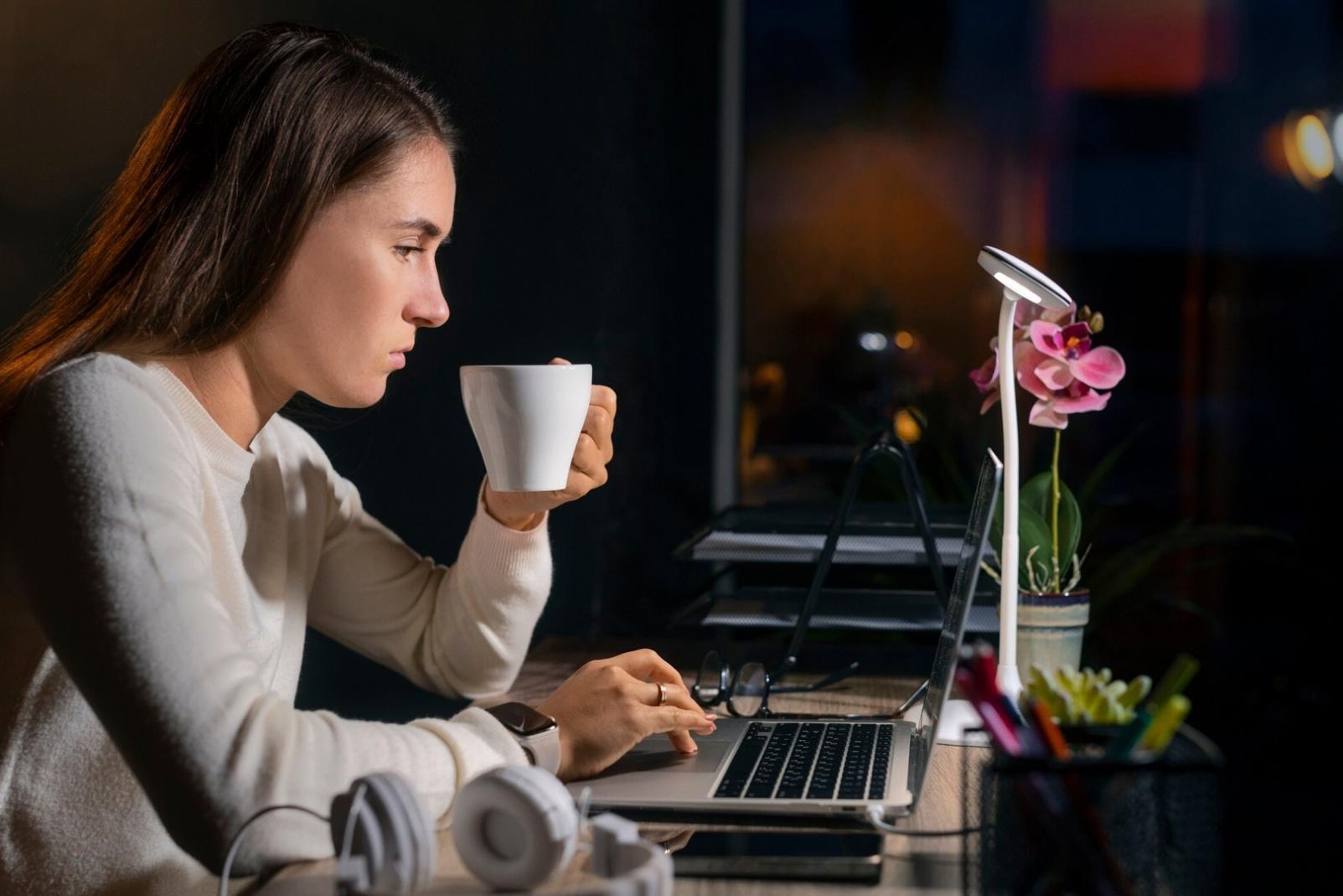 Moderne Finanzautomatisierung im Büro